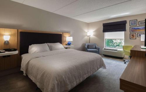 Hampton Inn Doylestown - image 6