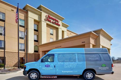 Hampton Inn and Suites Peoria at Grand Prairie