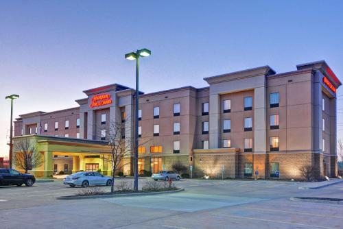 Hampton Inn and Suites Peoria at Grand Prairie