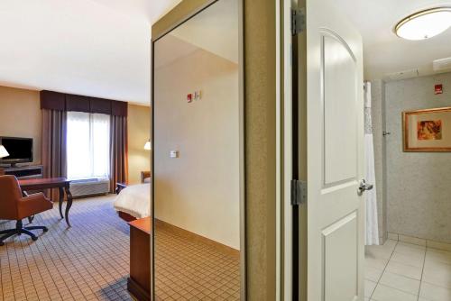 Hampton Inn and Suites Peoria at Grand Prairie