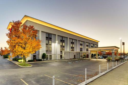 . Hampton Inn Springfield
