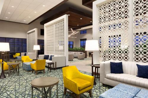 Embassy Suites San Antonio Brooks City Base Hotel & Spa in San Antonio, USA