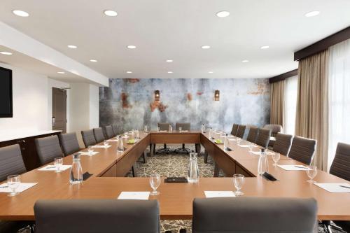 Embassy Suites San Antonio Brooks City Base Hotel & Spa - image 39