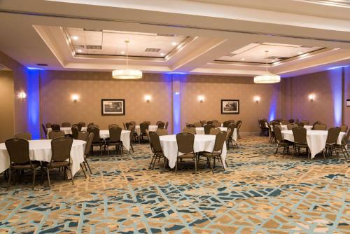 DoubleTree by Hilton Pleasant Prairie Kenosha