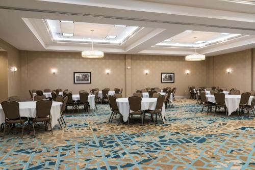 DoubleTree by Hilton Pleasant Prairie Kenosha