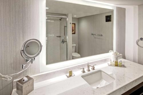 DoubleTree by Hilton Jackson - image 7