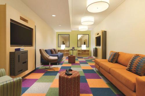 Home2 Suites by Hilton Bellingham - image 6