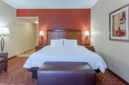 Hampton Inn Owings Mills - image 13
