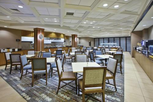 Embassy Suites Columbus - Airport Embassy Suites Columbus - Airport