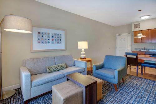 Homewood Suites By Hilton Dallas-Frisco