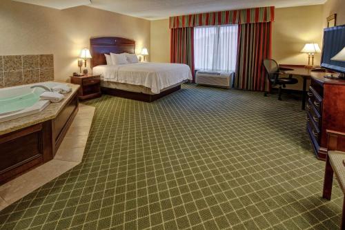 Hampton Inn By Hilton Cambridge, OH