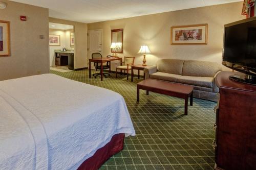 Hampton Inn By Hilton Cambridge, OH