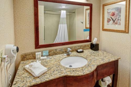 Hampton Inn By Hilton Cambridge, OH