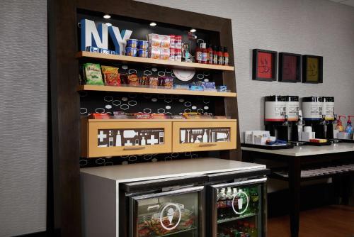 Hampton Inn Niagara Falls - image 11