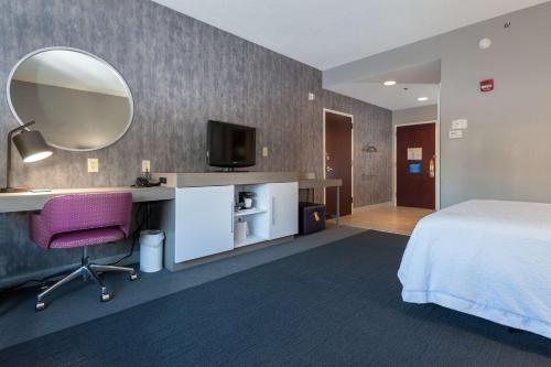 1 queen bed