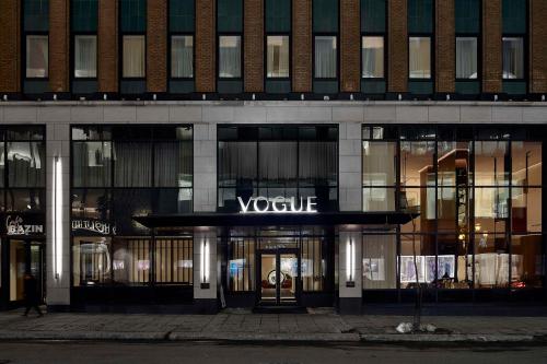 Vogue Hotel Montreal Downtown, Curio Collection by Hilton