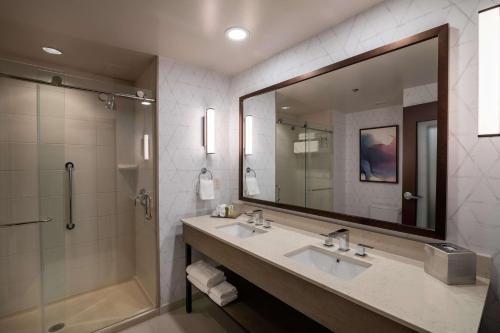 485821408 Hilton Asheville Biltmore Park