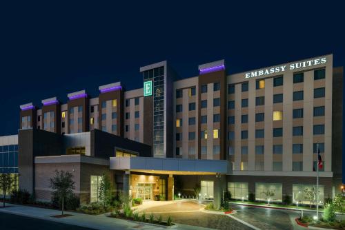 Embassy Suites By Hilton College Station in College Station, USA