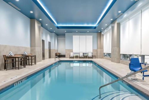 Embassy Suites By Hilton College Station