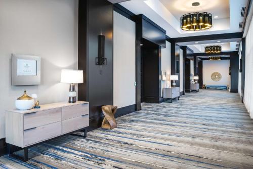 Embassy Suites By Hilton College Station