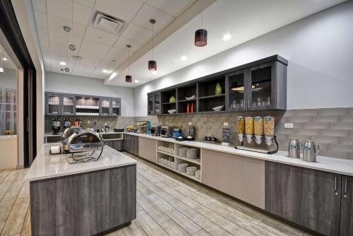 Homewood Suites by Hilton Orlando Theme Parks