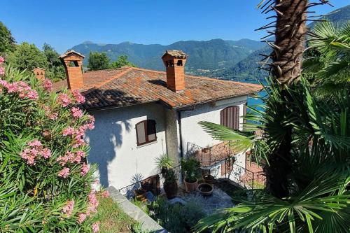  Casa De Maria in 21010 Castello
