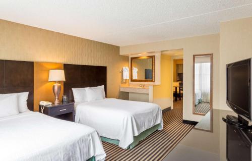 Embassy Suites Piscataway - Somerset - image 8