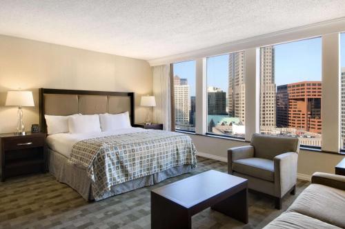 1 king bed, 1 sofa bed