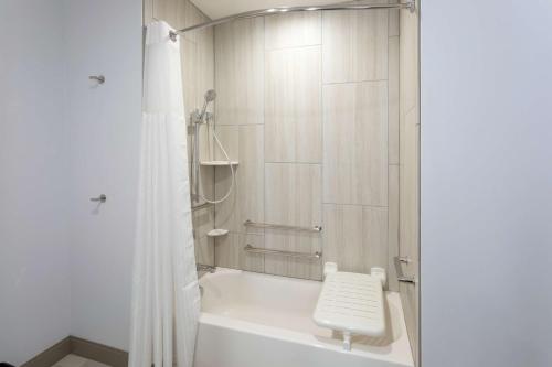 Hilton Garden Inn St. Cloud Mn - image 14