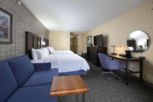 Hampton Inn Holland - image 8