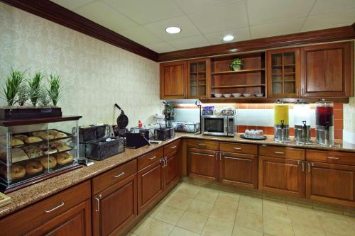 Homewood Suites by Hilton Chesapeake - Greenbrier