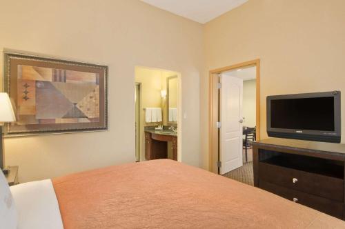 Homewood Suites by Hilton Tulsa-South