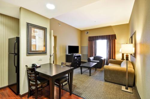 Homewood Suites by Hilton Tulsa-South