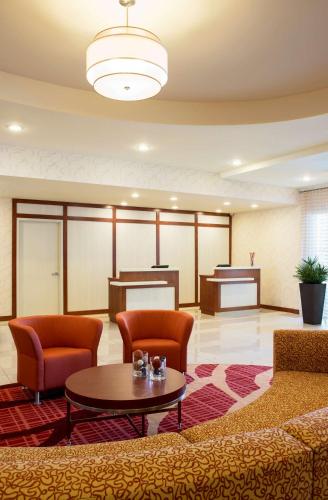 Homewood Suites by Hilton Winnipeg Airport - Polo Park