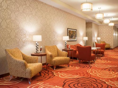 Homewood Suites by Hilton Winnipeg Airport - Polo Park