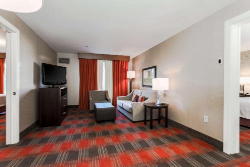 Homewood Suites by Hilton Long Island-Melville - image 12