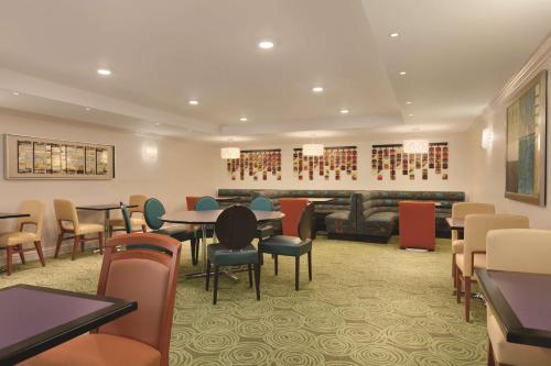 Homewood Suites Harrisburg-West Hershey Area - image 9