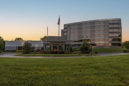 DoubleTree by Hilton Winston Salem - University, NC - Hotel - Winston-Salem