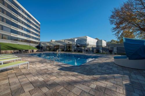 DoubleTree by Hilton Winston Salem - University NC - image 2