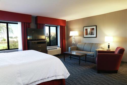 Hampton Inn & Suites Temecula