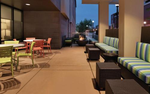 Home2 Suites By Hilton La Crosse - image 14