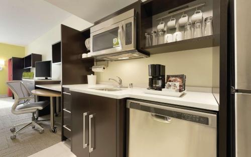 Home2 Suites By Hilton La Crosse