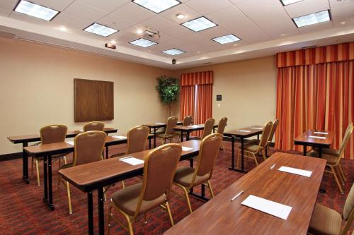 Hampton Inn & Suites Exmore - Eastern Shore - 회의실/연회장