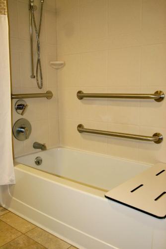 Hampton Inn & Suites Salt Lake City-University/Foothill Drive - image 11