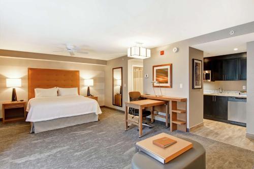 2 bedrooms, 4 beds