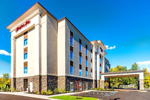 Lockport Hotels