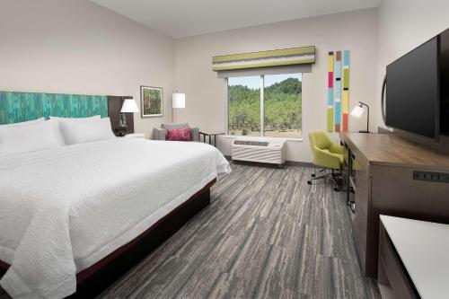 Hampton Inn & Suites Lexington - image 12