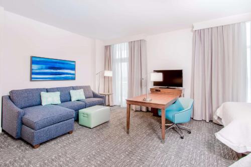Hampton Inn & Suites Panama City Beach-Beachfront - image 2