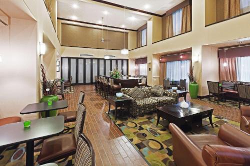 Hampton Inn & Suites Dumas