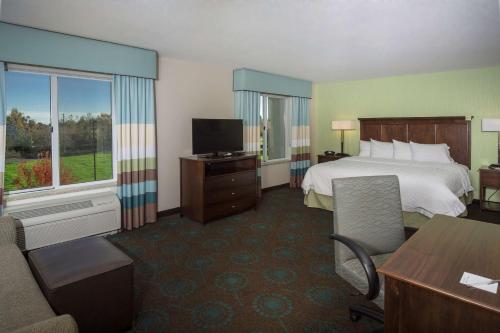 Hampton Inn By Hilton And Suites Suisun City